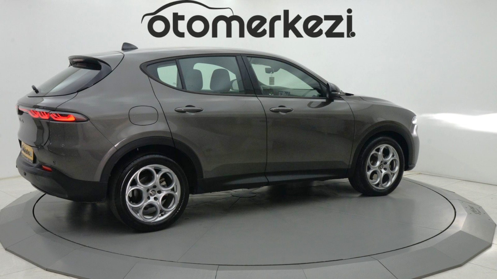 ALFA ROMEO TONALE 5
